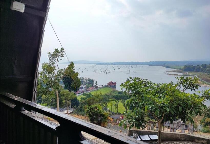 Семейный Номер, Arafah Resort @ Danau Kerinci Jambi Redpartner