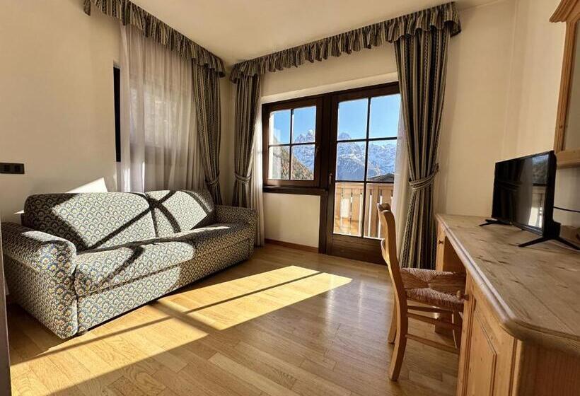 Четырехместный Номер Стандарт с Балконом, Betulla