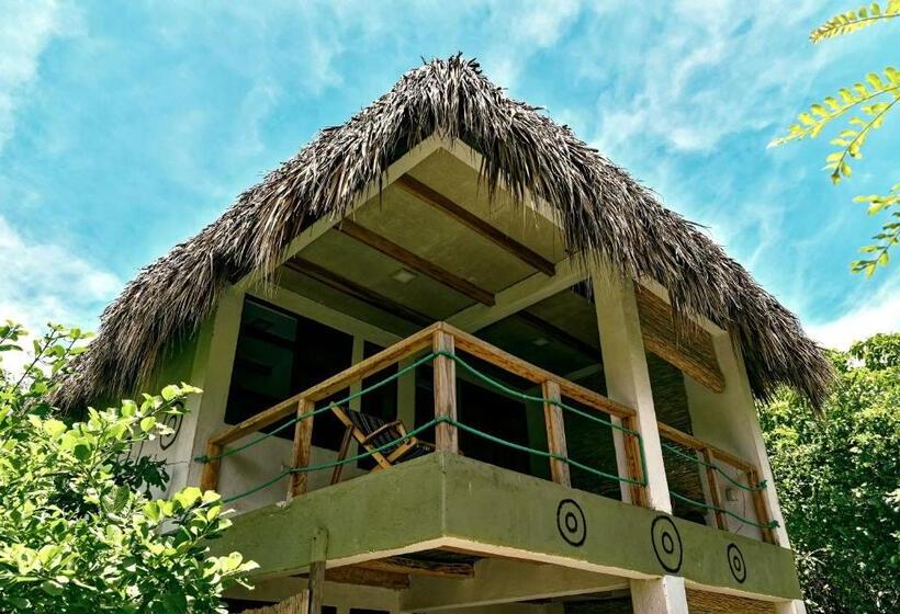 شقة غرفة واحدة مطلة على البحر, Miravalleecosurf