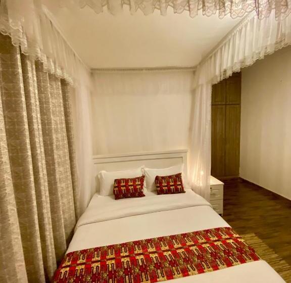 اتاق استاندارد, Nimaro Courts