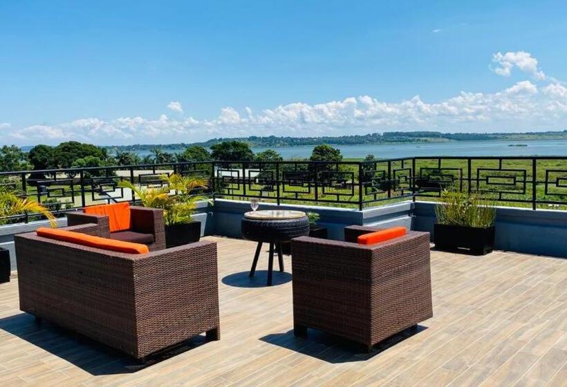 اتاق استاندارد, Nimaro Courts