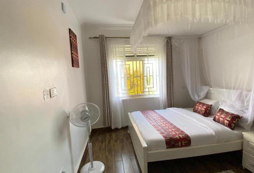 اتاق استاندارد, Nimaro Courts