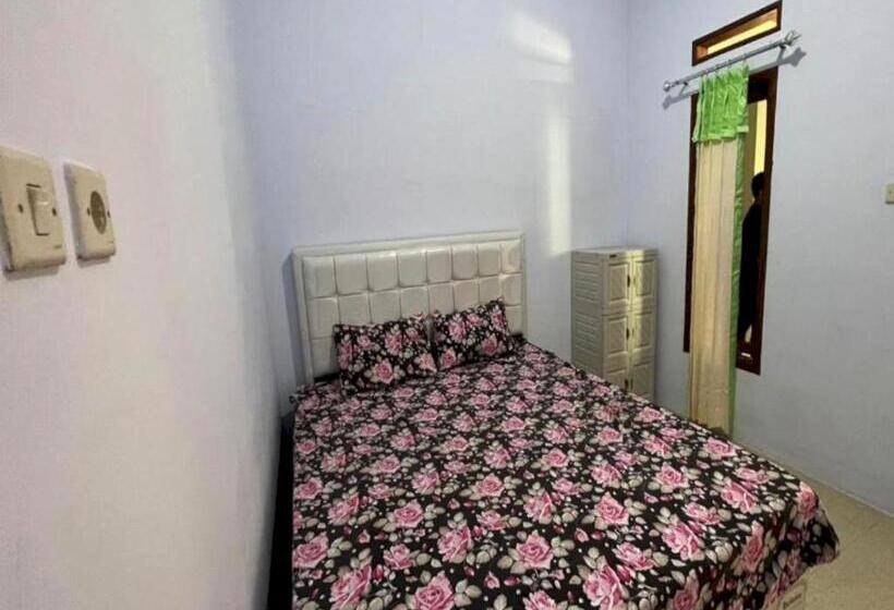 חדר סטנדרט, Oyo 93249 Wisma Jasmine Syariah