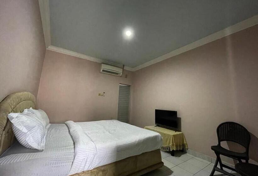 غرفة ديلوكس, Oyo 93292 Raudhatul Husna Homestay Syariah