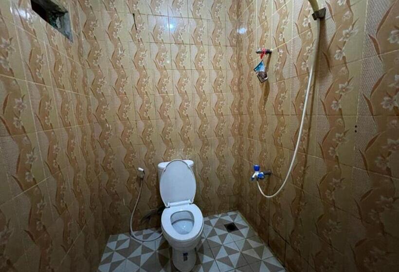 غرفة ديلوكس, Oyo 93292 Raudhatul Husna Homestay Syariah