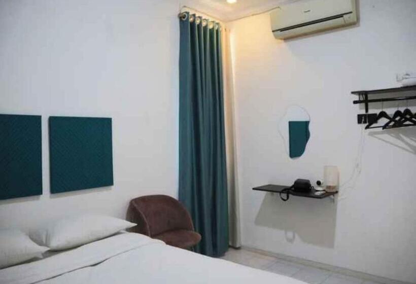 스탠다드 룸 킹사이즈 침대, Oyo 93311 Pesona Orange Homestay