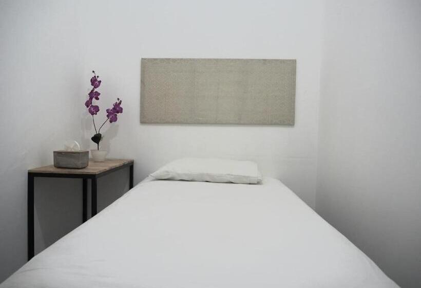 싱글 디럭스 룸, Oyo 93311 Pesona Orange Homestay