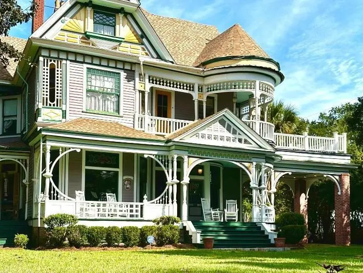 スタンダードルーム, The Kate Shepard House