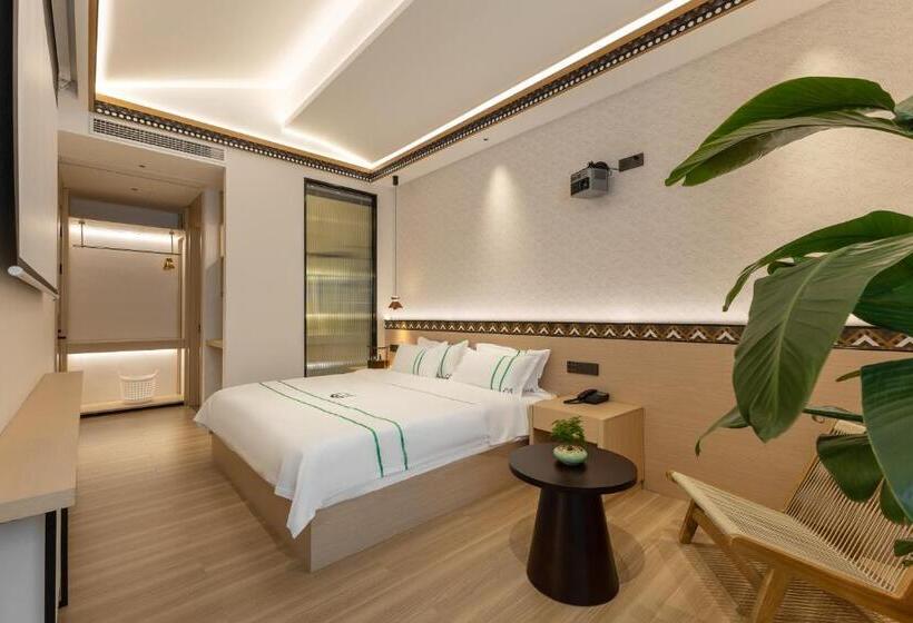 コンフォートルーム, Xishu Garden Inn   Travel Agency Service   Car Rent Service   English Speaking