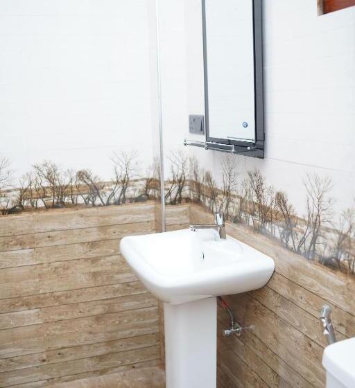 Номер Стандарт Трехместный, Araliya Pool House