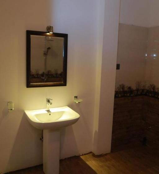 Номер Стандарт Трехместный, Araliya Pool House