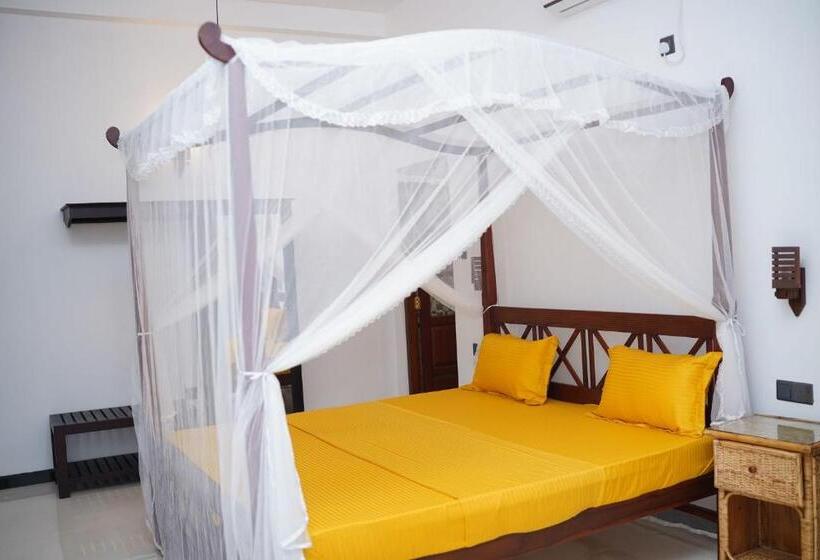 Номер Стандарт, Araliya Pool House