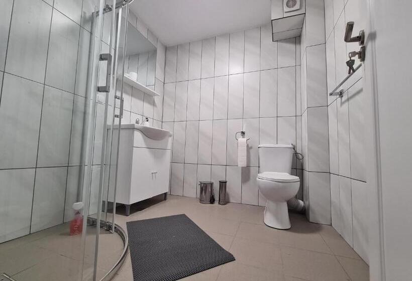 غرفة قياسية سرير كينج, Margareta S House