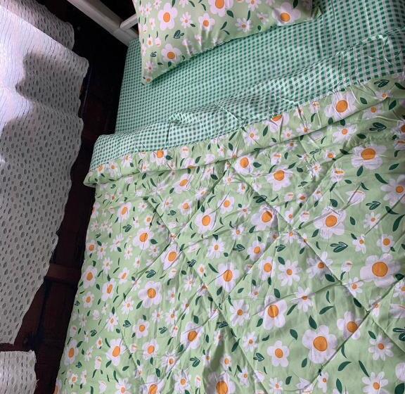 Cama em Quarto Compartilhado, Yor Song Hostel