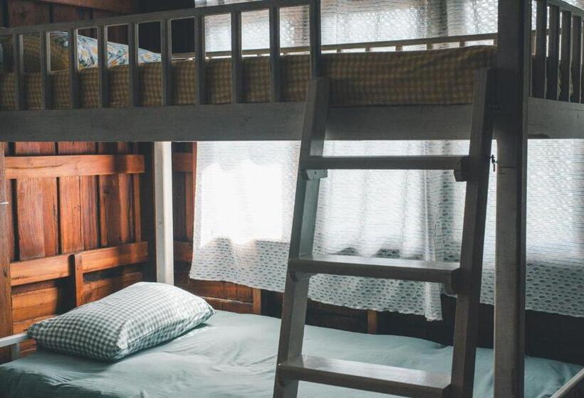 Cama em Quarto Compartilhado, Yor Song Hostel