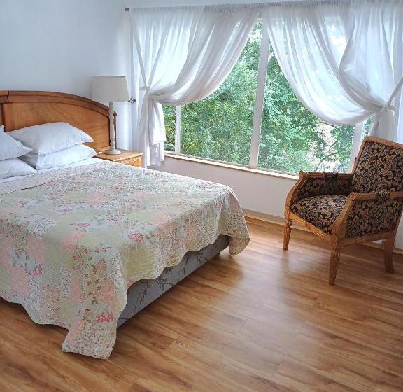 اتاق لوکس, @336 Bourke