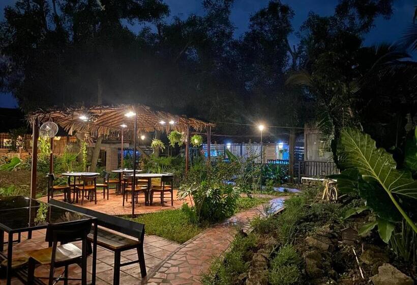 اتاق خانوادگی, Bình An Village