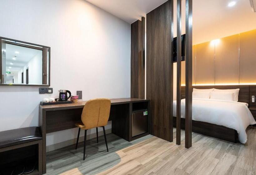 اتاق استاندارد با تخت بزرگ, Cát Anh