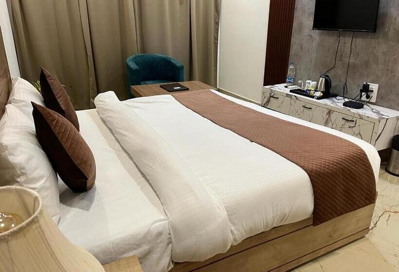 חדר דלוקס, Eco Park Rewa