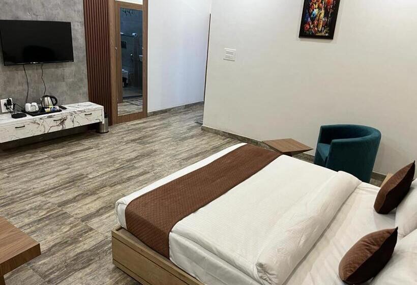 Номер Deluxe, Eco Park Rewa