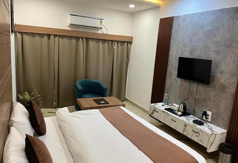 חדר דלוקס, Eco Park Rewa