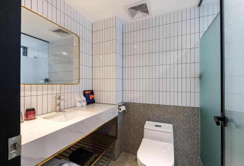 Номер Deluxe, Foshan Lushan