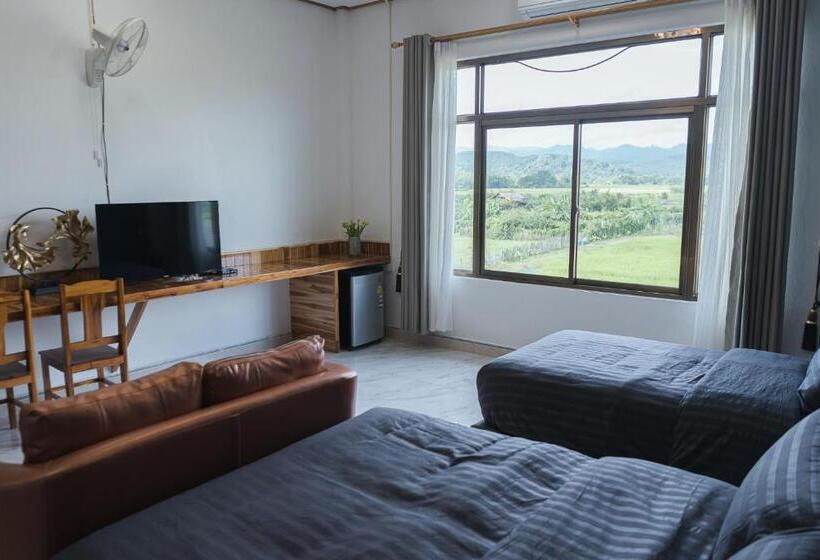 غرفة عائلية, Tulip