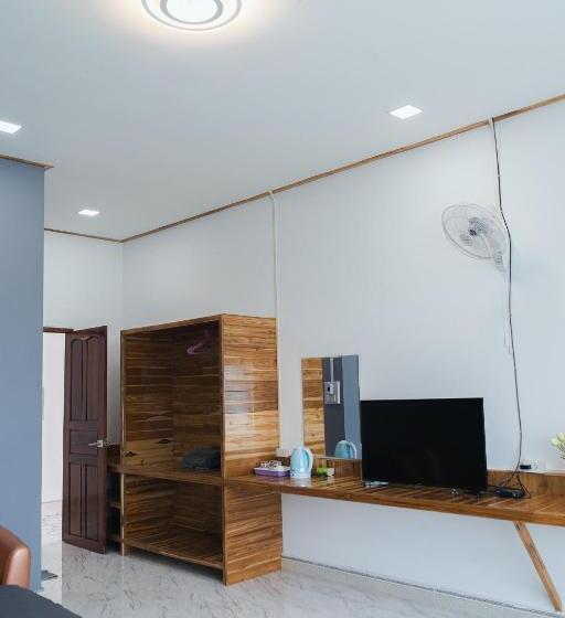 غرفة عائلية, Tulip