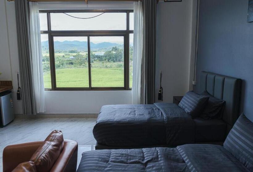 غرفة عائلية, Tulip