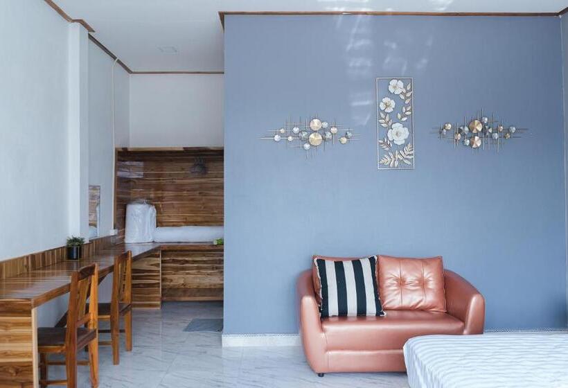 جناح سرير كينج, Tulip