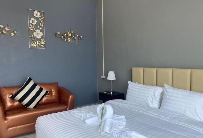 جناح سرير كينج, Tulip