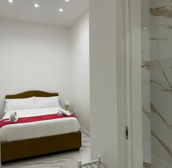 اتاق اکونومی, Depandance Vania Napoli