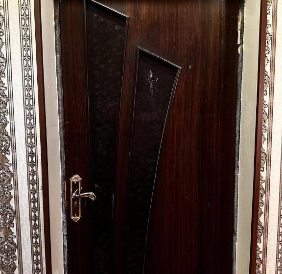 سرير فى غرفة مشتركه, Karakalpak Travel