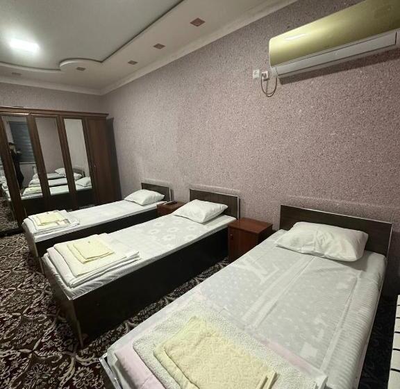 سرير فى غرفة مشتركه, Karakalpak Travel