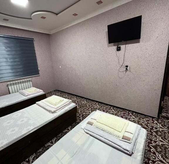 سرير فى غرفة مشتركه, Karakalpak Travel