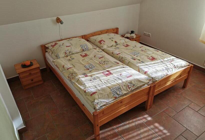 جناح عائلي, Penzion Mia