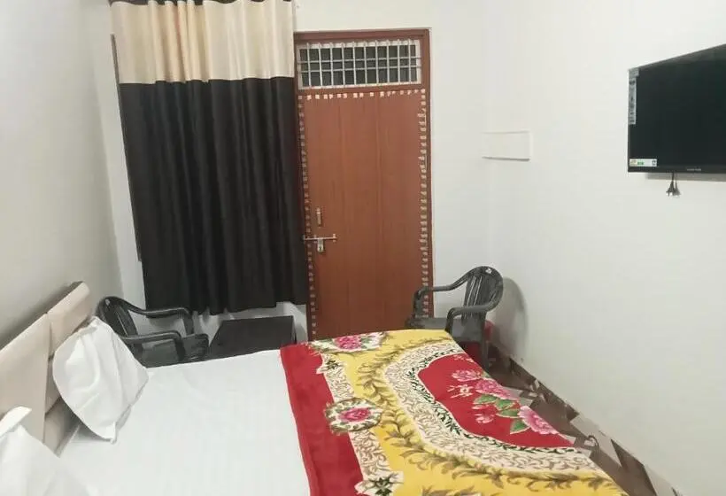 Standard-huone, Shree Govind Dham