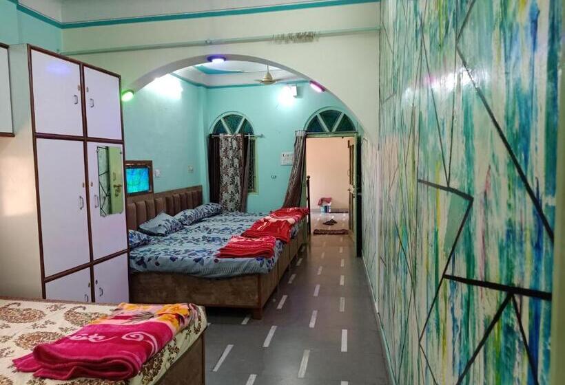 غرفة عائلية, Shree Shiv Tara Guest House
