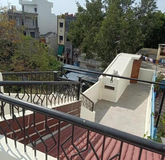 غرفة قياسية سرير كينج, Shree Shiv Tara Guest House