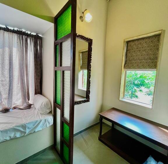 חדר סטנדרט עם מיטת קינג, Saiprasad Tiger Resort