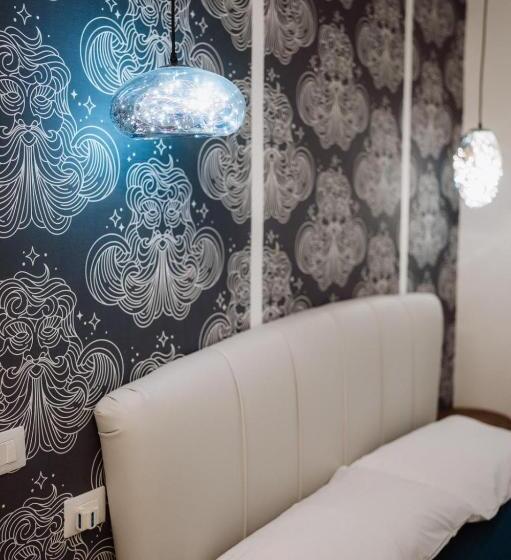 غرفة قياسية مزوَّدة بشُرفة, Brezza