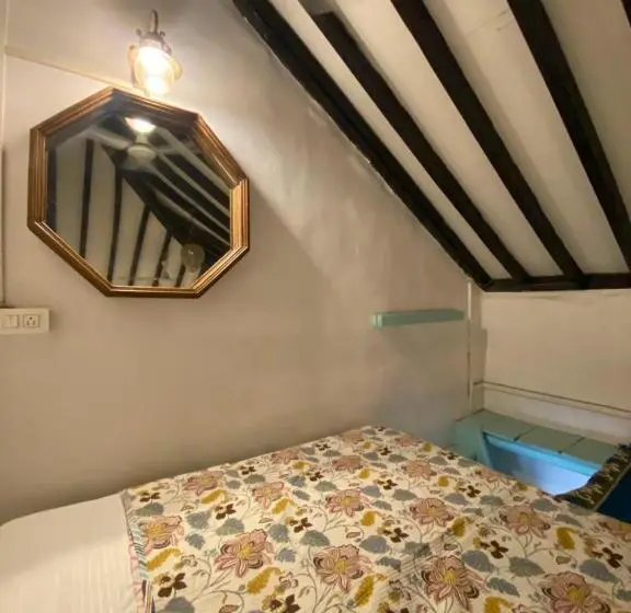 Perhesviitti, Casa Happy Dervish, 2mins Away From The Beach