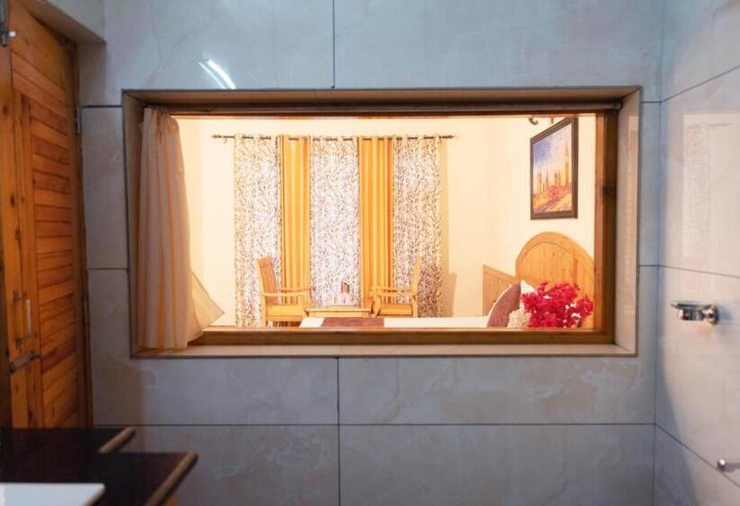 اتاق استاندارد با چشمانداز کوهستان, Elegance Retreat Manali Luxury Boutique Stay