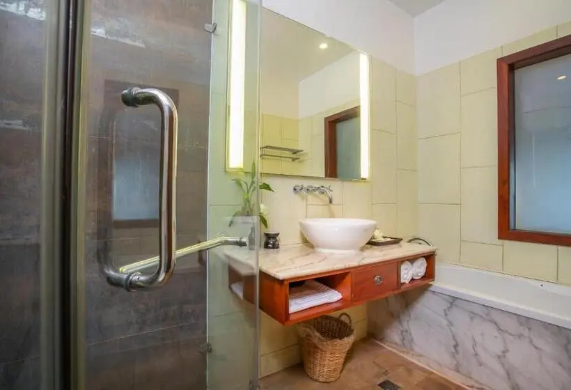 Deluxe-huone, Mera Residence