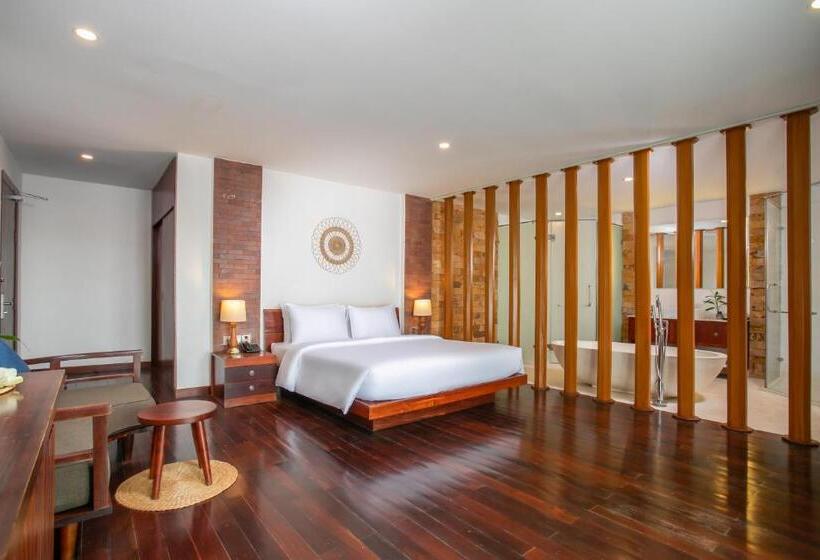 سوئیت با تخت بزرگ, Mera Residence