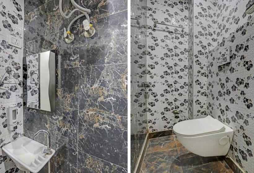 Triple Classic Room, Oyo Miraaz