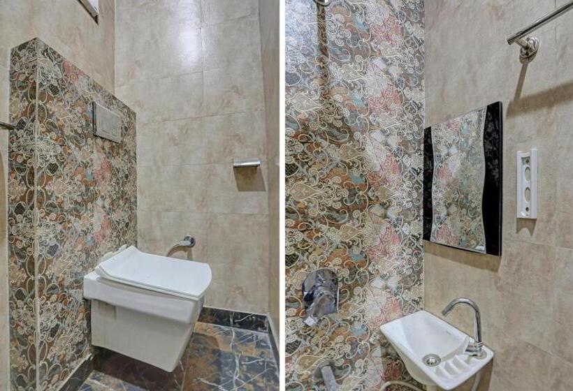 Triple Classic Room, Oyo Miraaz