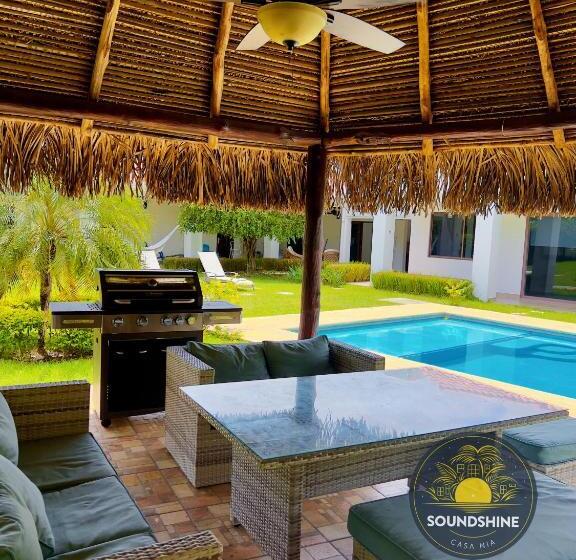 חדר דלוקס, Soundshine Casa Nia