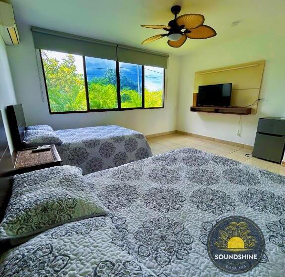 חדר דלוקס, Soundshine Casa Nia