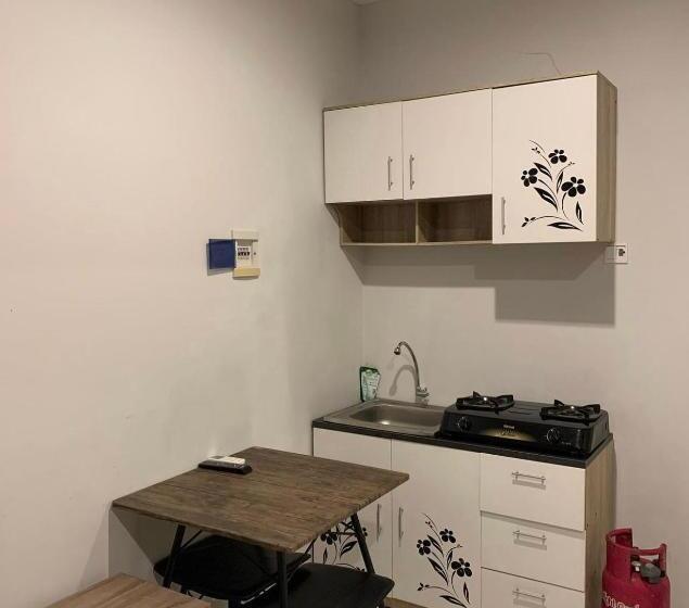 침실 1개 아파트, Jember Town Square